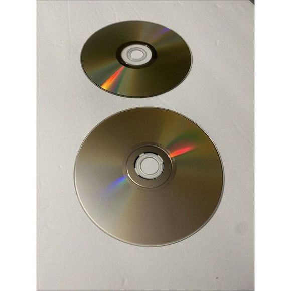 Cats & Dogs_Cats & Dogs: The Revenge of Kitty Galore - DVD - Lot of 2 - Picture 11 of 11